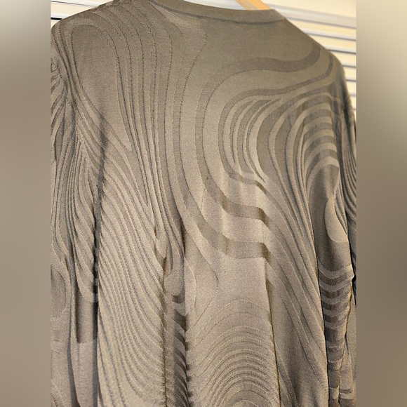 Hermes Men's “Quincaillerie Equestre" crewneck sweater, Size L, 100% Wool,$1,175 - Picture 6 of 15